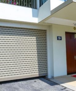 Cửa cuốn Nan nhôm | COMBI